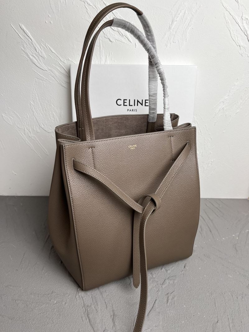 Ce1i*e cabas bags
